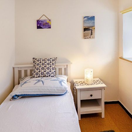 Ferienhaus Segelboot Krummhörn Exteriör bild